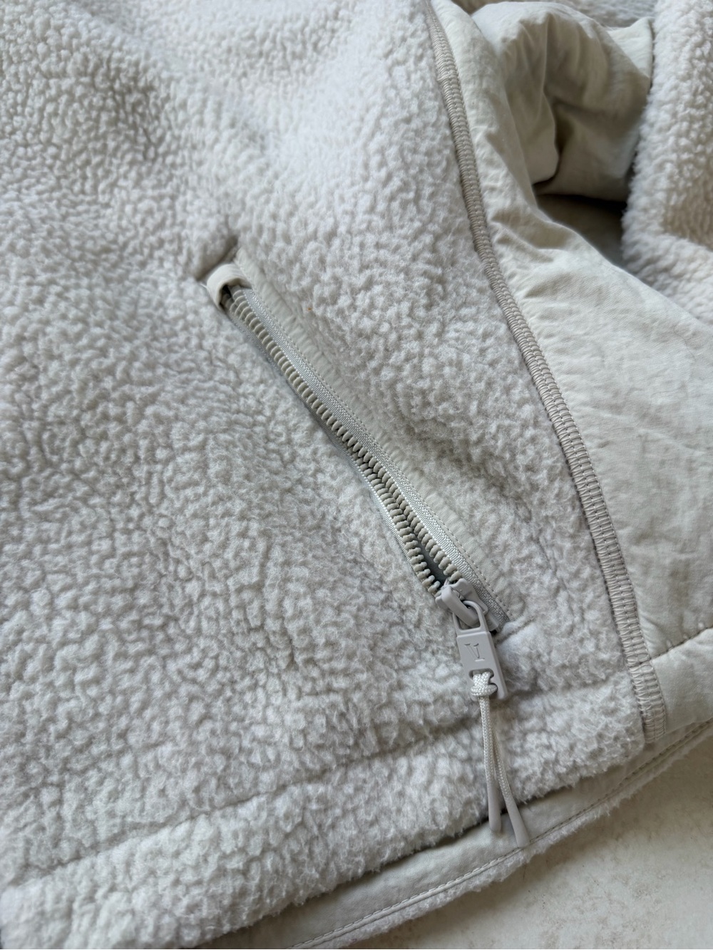 VUORI Bone Sherpa Alpine Zip Up Jacket - Picture 4 of 5